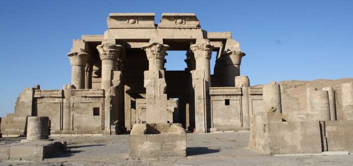 En Dahabiya, por el Nilo, con otros ojos - Blogs de Egipto - 5to.Dia. Museo del cocodrilo en Kom Ombo (22)